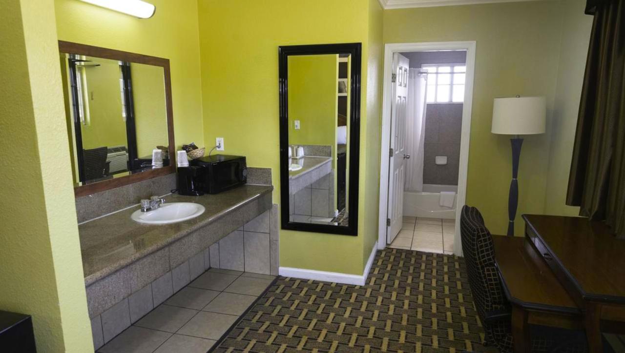 Kings Motel Inglewood (Adults Only) المظهر الخارجي الصورة