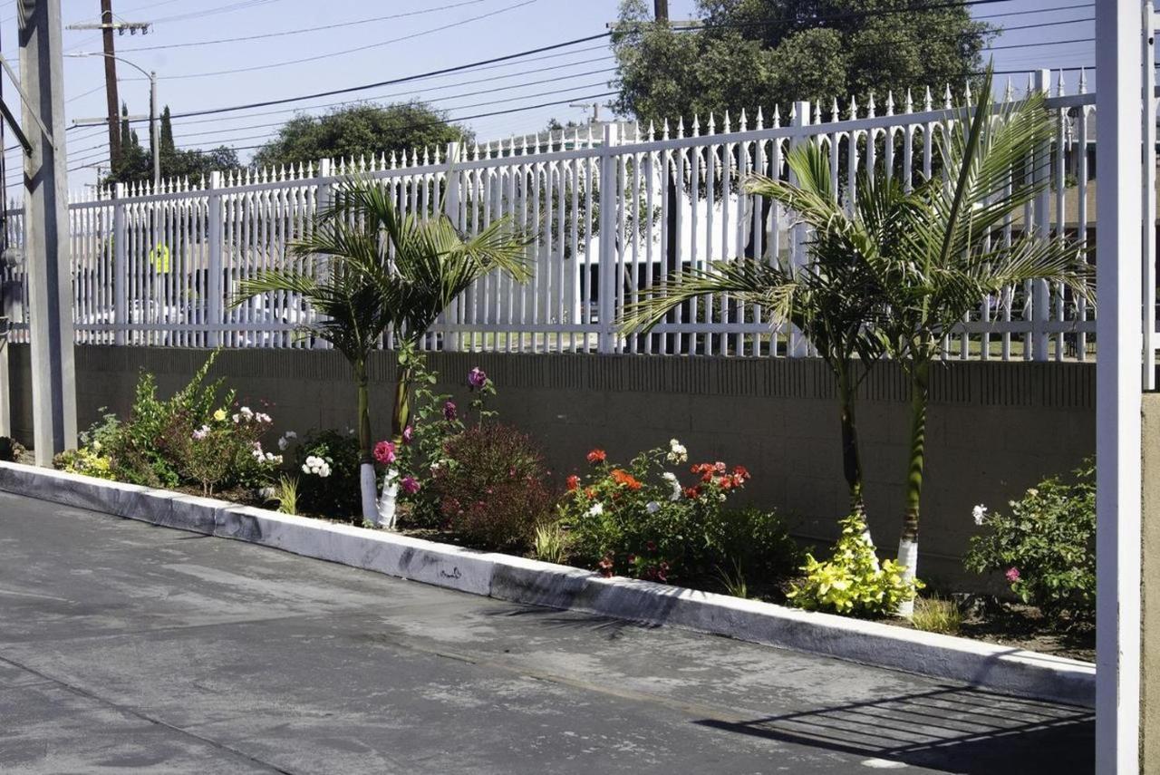 Kings Motel Inglewood (Adults Only) المظهر الخارجي الصورة