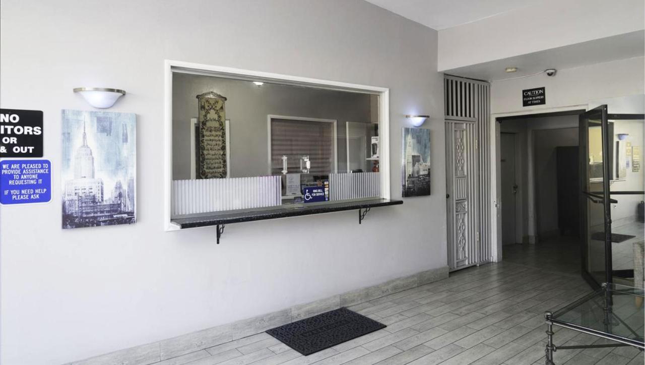 Kings Motel Inglewood (Adults Only) المظهر الخارجي الصورة